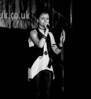 Elisa Neri - Open Mic UK - Guilty